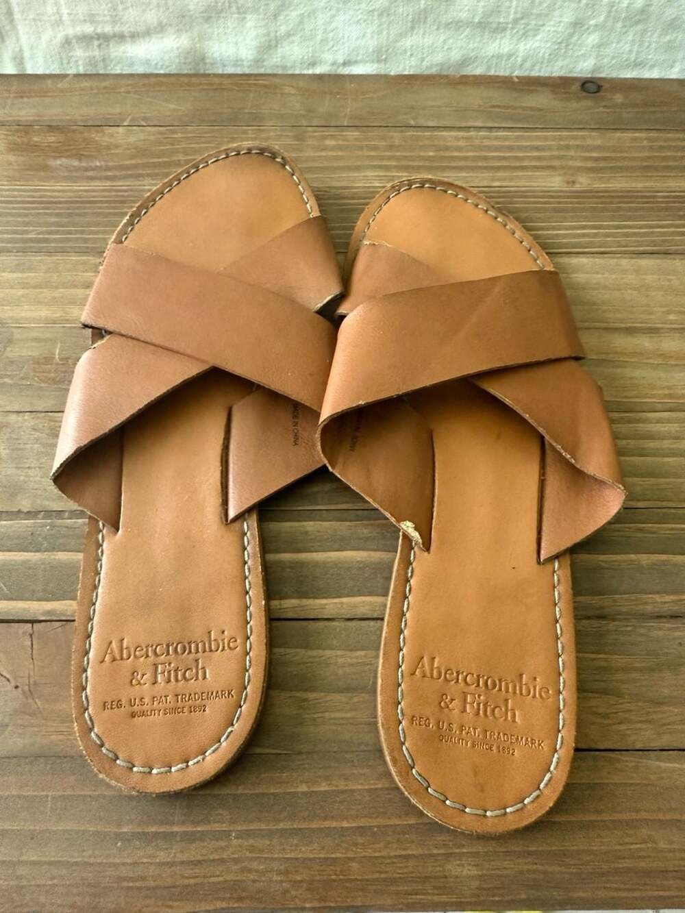 Abercrombie & Fitch Brown Leather Crisscross Slide Sandals